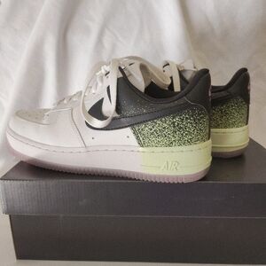Nike Women's Air Force 1 '07 Shoes - White, Black, Green